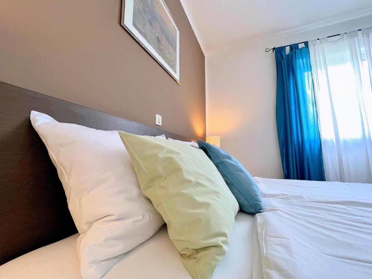 Apartments Muntidor Palit Chambre photo